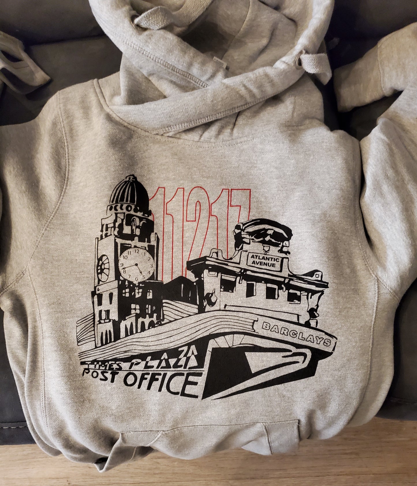Cross neck hood